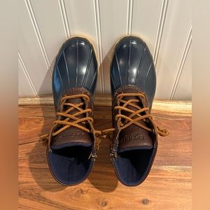 Like New Sperry Salt Water Boots